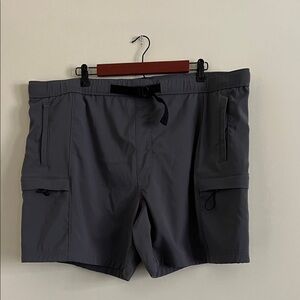 Lake & Trail Men's Gray Shorts